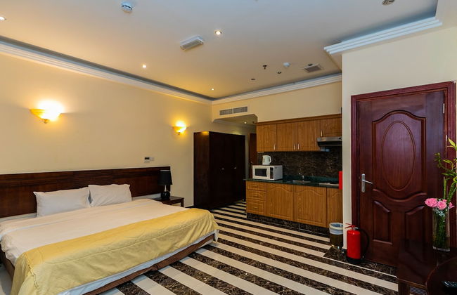 Royal Mirage Hotel and Apartments - Photo 12