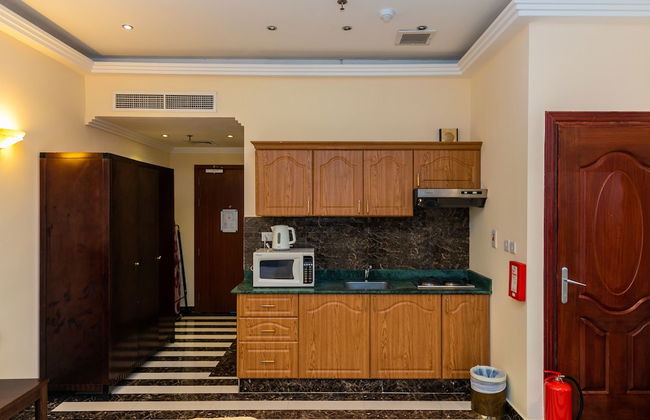 Royal Mirage Hotel and Apartments - Photo 41