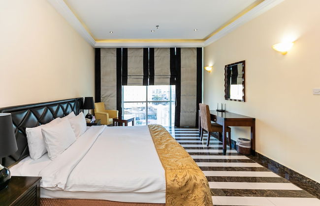 Royal Mirage Hotel and Apartments - Photo 21