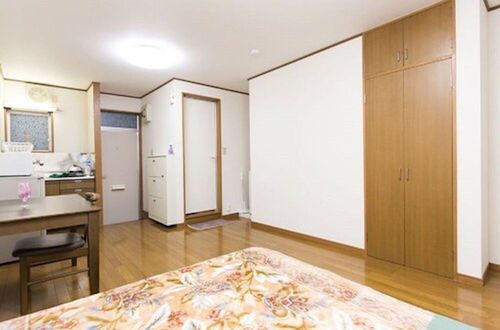 Photo 9 - Centrally Located Deluxe Furnished.2