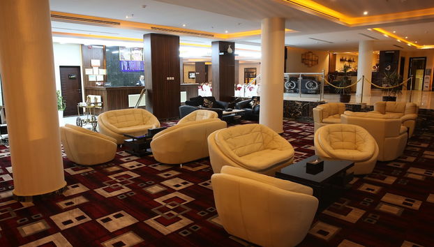 Lobby-Lounge
