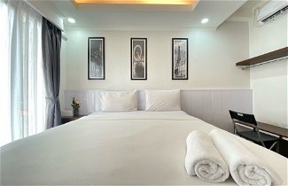Foto 1 - Gorgeous Studio Room At Grand Asia Afrika Apartment