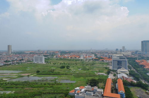 Photo 12 - Cozy And Compact Studio Apartment At Taman Melati Surabaya