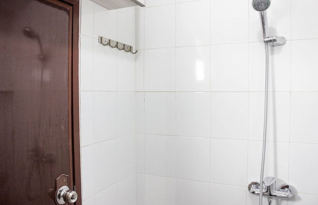 Spacious & Deluxe 2BR Gateway Ahmad Yani Cicadas Apartment - Foto 17