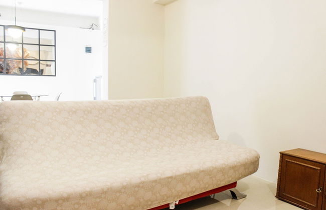 Spacious & Deluxe 2BR Gateway Ahmad Yani Cicadas Apartment - Foto 5