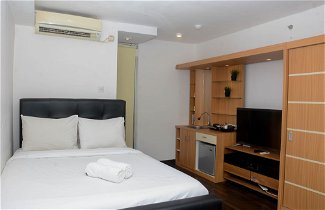 Foto 2 - Fully Furnished with Cozy Design Studio Bassura City Apartment
