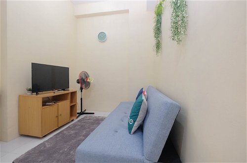 Photo 10 - Nice and Comfy 1BR Apartment at MT Haryono Residence