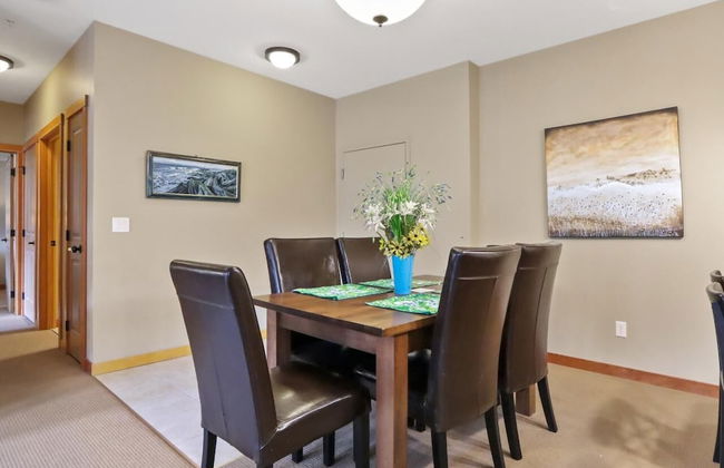 SPACIOUS 3-Br Luxury Condo | HEATED Pool + 3 Hot Tubs | Pool Table | Hm Theatre - Foto 10