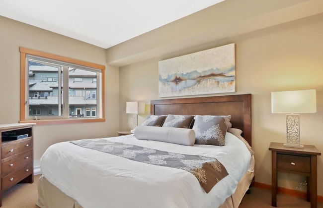 SPACIOUS 3-Br Luxury Condo | HEATED Pool + 3 Hot Tubs | Pool Table | Hm Theatre - Foto 5