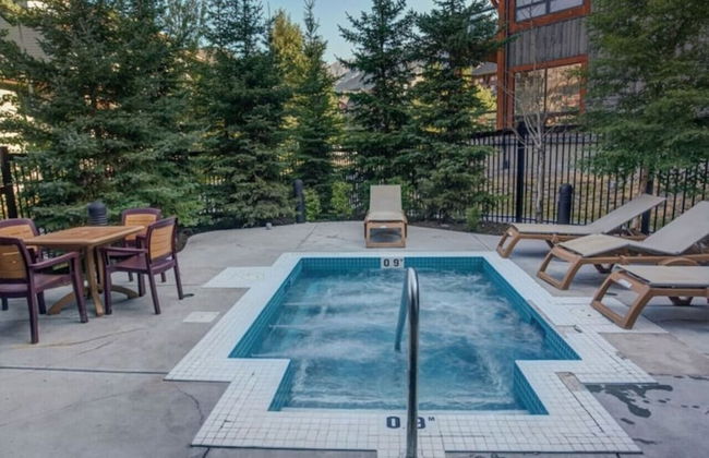 SPACIOUS 3-Br Luxury Condo | HEATED Pool + 3 Hot Tubs | Pool Table | Hm Theatre - Foto 31