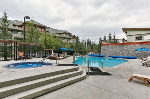 Photo 37 - SPACIOUS 3-Br Luxury Condo | HEATED Pool + 3 Hot Tubs | Pool Table | Hm Theatre