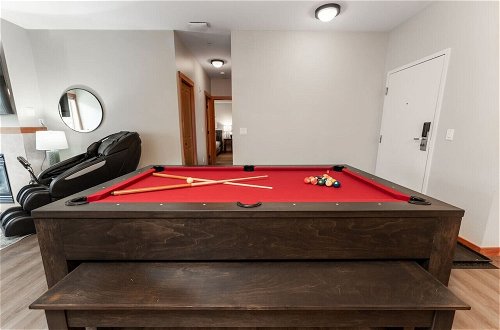 Photo 41 - SPACIOUS 3-Br Luxury Condo | HEATED Pool + 3 Hot Tubs | Pool Table | Hm Theatre