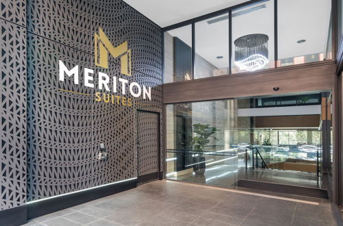 Photo 3 - Meriton Suites North Sydney