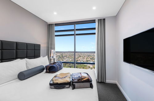 Photo 9 - Meriton Suites North Sydney