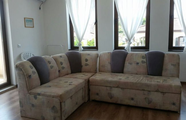 Remarkable 2-bed Apartment in Aleksandrovo - Foto 14