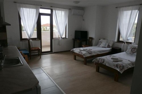 Photo 3 - Remarkable 2-bed Apartment in Aleksandrovo