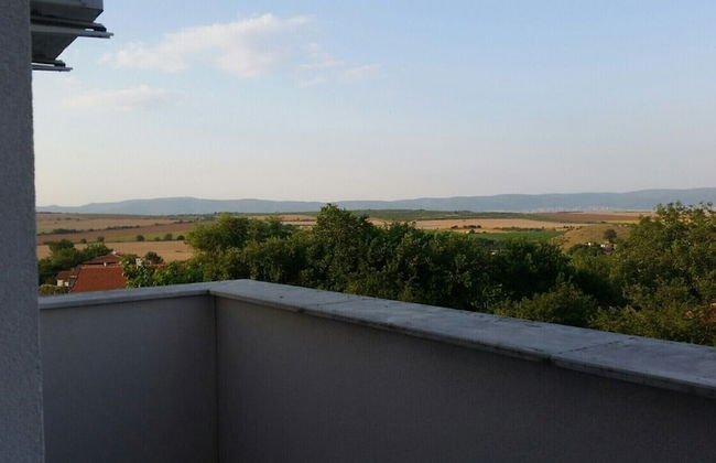 Remarkable 2-bed Apartment in Aleksandrovo - Foto 15