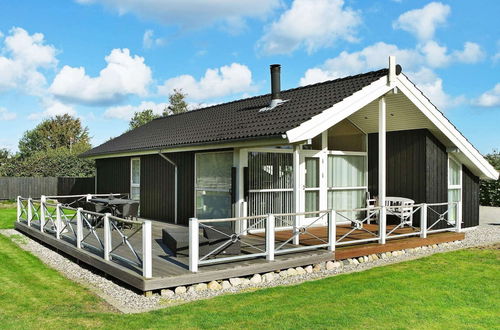 Foto 1 - Enthralling Holiday Home in Hadsund near Sea