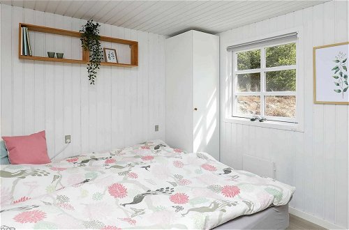 Photo 3 - 6 Person Holiday Home in Blavand
