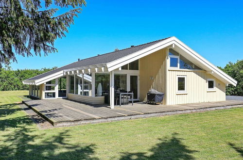 Photo 1 - 10 Person Holiday Home in Hjorring