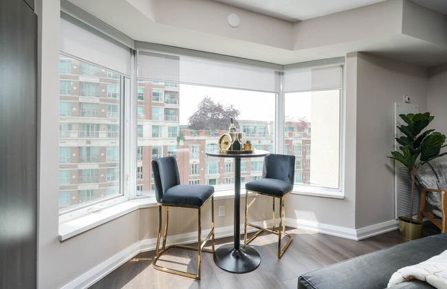 QuickStay Yorkville Condo - Yonge & Bloor - Foto 8
