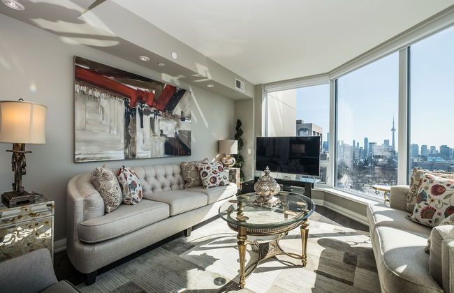 QuickStay - Premium 2bdrm in Yorkville (Yonge & Bloor) - Foto 1