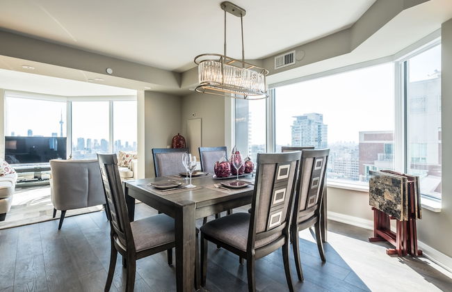 QuickStay - Premium 2bdrm in Yorkville (Yonge & Bloor) - Foto 13