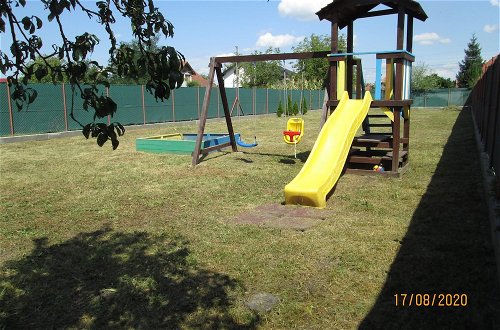 Photo 6 - Family Friendly 2-bed Cottage in Periș