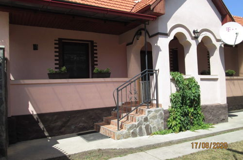 Photo 9 - Family Friendly 2-bed Cottage in Periș