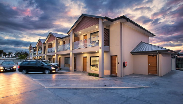 Photo 1 - Renmark Holiday Apartments