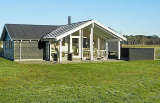 Photo 1 - Holiday Home in Ã…lbÃ¦k