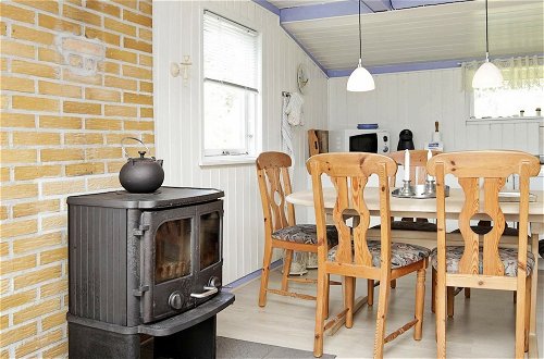 Foto 5 - 6 Person Holiday Home in Lokken