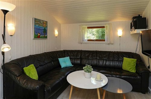 Photo 8 - 6 Person Holiday Home in Idestrup