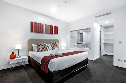 Photo 4 - Wave Apartments Broadbeach