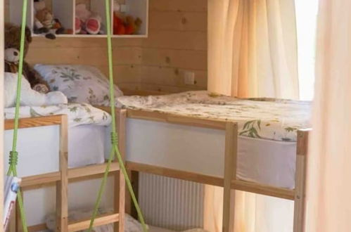 Foto 5 - Lovely 4-bed Cottage in Kolasin