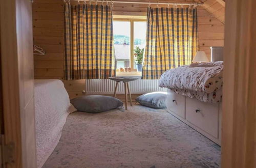 Foto 10 - Lovely 4-bed Cottage in Kolasin