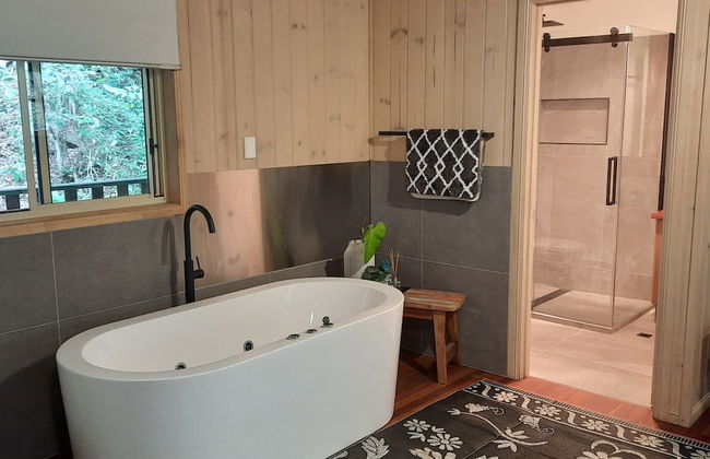 Treetops Accommodation Montville - Foto 49