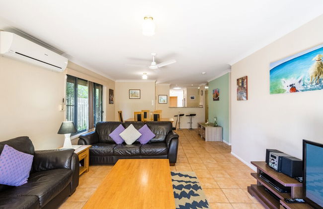 Breather 2/44 Beachside Way - Photo 10