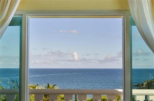 Foto 20 - Luxury Home Spectacular Ocean Views Sensational Decor w Generator Sc53