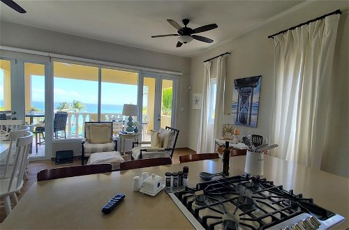 Foto 12 - Luxury Home Spectacular Ocean Views Sensational Decor w Generator Sc53