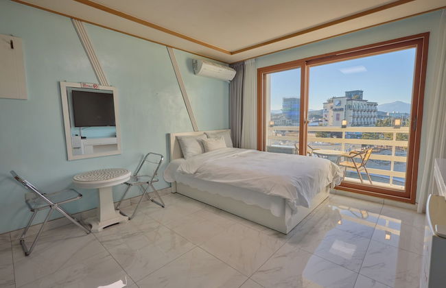 Elmar Condotel - Foto 23