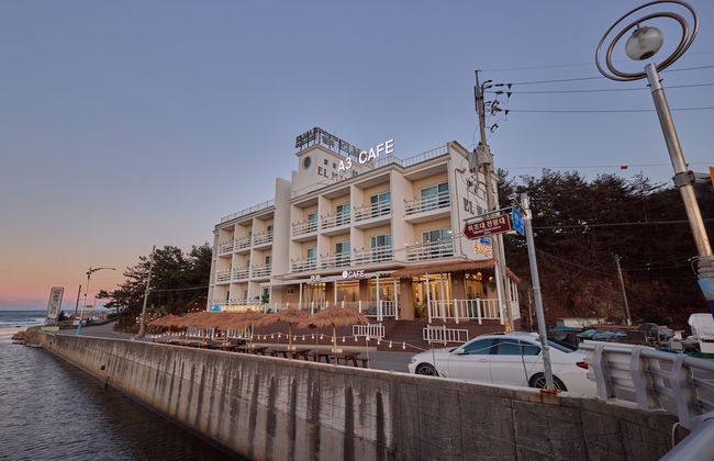 Elmar Condotel - Foto 52