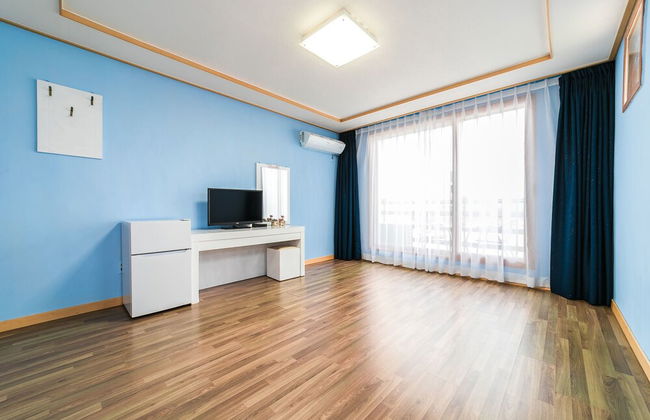 Elmar Condotel - Foto 3