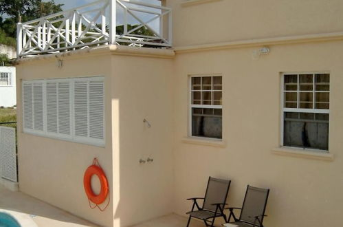 Foto 22 - Two Bedroom Apartment With Pool Located Near the Beach and Kensington Oval
