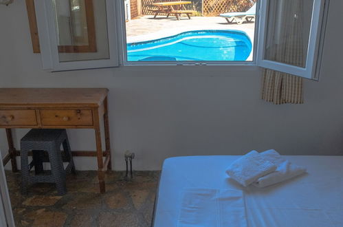 Photo 3 - Apartment With Pool and Panorama View