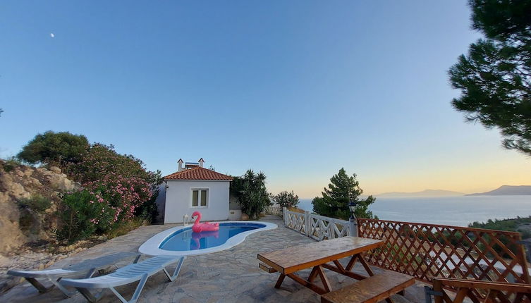 Photo 1 - Apartment With Pool and Panorama View