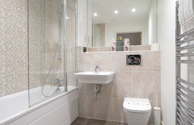 Tudors eSuites Apartment with 4 Beds - Foto 19
