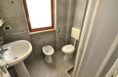 Photo 17 - Apartment for Rent With Parking Spaces in Torre Dell'orso Pt06