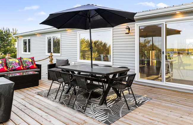 Cozy and Modern Oceanview Cottage With hot Tub - Foto 22