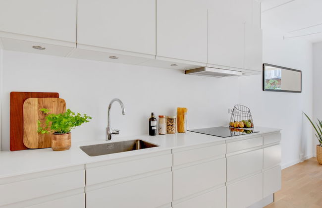 Sanders Fields - Chic 3-bdr Townhouse w Terrace - Foto 15